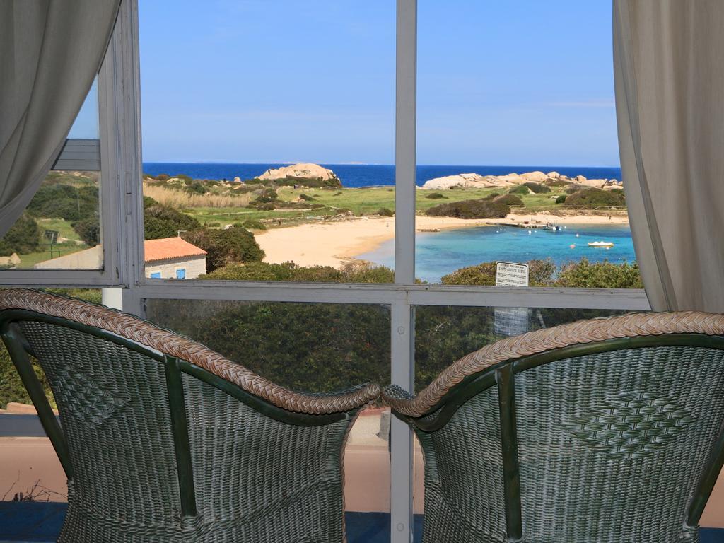 Capo Testa Vista Mare Exteriör bild
