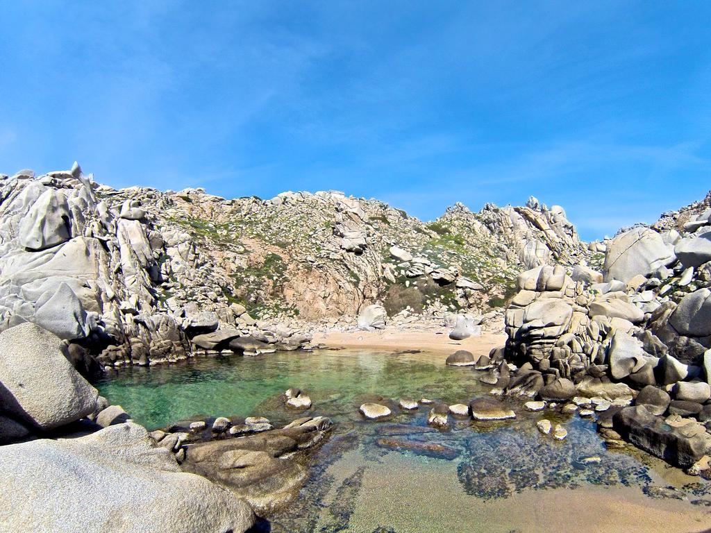 Capo Testa Vista Mare Exteriör bild